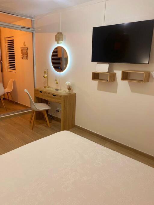 Le Cinderella Apartment Ле Диамант Екстериор снимка